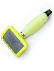 Пуходерка пластиковая с силиконовой ручкой 