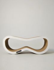 Когтеточка-лежанка из картона Tommy Cat Свайп 65*25*22см