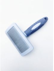 Пуходерка для животных PetStar пластиковая с каплей синяя