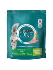 Сухой корм Purina ONE® для взрослых кошек, живущих в домашних условиях, с высоким содержанием индейки и цельными злаками