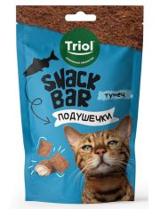 Лакомство для кошек Triol SNACK BAR Мини-подушечки с начинкой из тунца